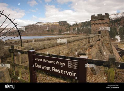 Derwent Reservoir, Upper Derwent Valley, Peak District National Park ...