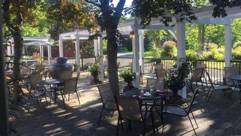 Restaurant Fine Dining and Casual Lunches on the Patio | Blomidon Inn, Wolfville, NS