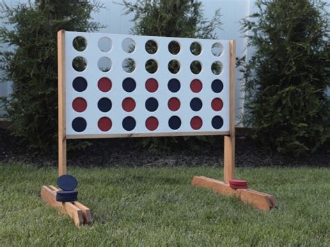 DIY Giant Connect Four Game - DIY Huntress