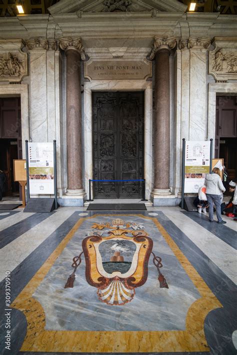 ROME - 15-November, 2019: Inside the St Peter's Basilica or San Pietro ...