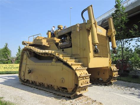 Check out the Acco Super Bulldozer the largest tracked bulldozer ever made - CraneMarket Blog