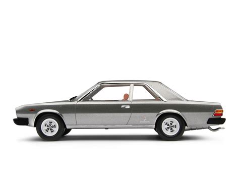 Fiat 130 Coupe 1971 grey metallic 1:18 – Traffic Modelcars