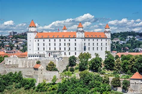 Bratislava: Bratislava Castle (Bratislavský Hrad) - spectator.sme.sk