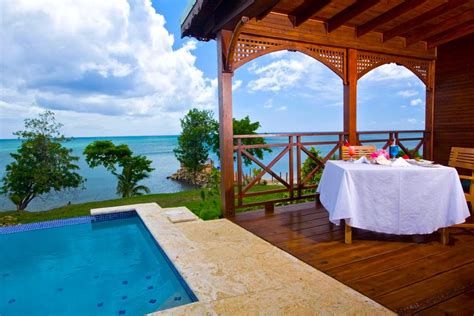 7 St Lucia Honeymoon Resorts for the Ultimate Island Escape