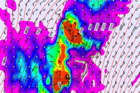 SunLive - Big swells forecast for next week - The Bay's News First