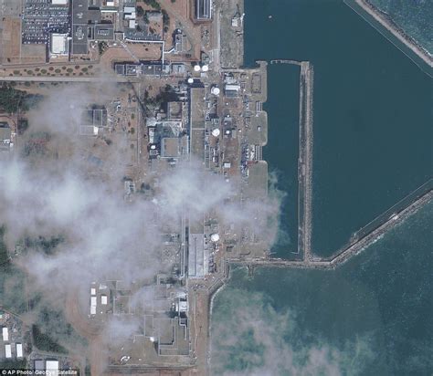 Tsunami Wave: Japan Tsunami Nuclear Plant