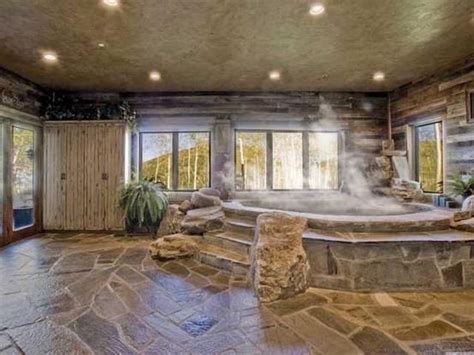 My kind of hot tub!! | Indoor hot tub, Hot tub room, Dream house