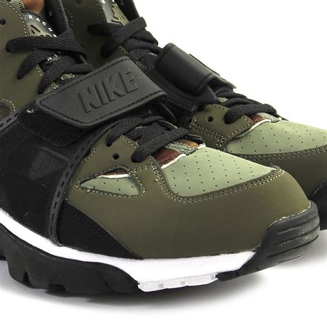 Nike Air Trainer Huarache "Medium Olive" - SneakerNews.com