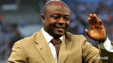 Abedi Pele cries on TV after coming face to face with Herbert Adika