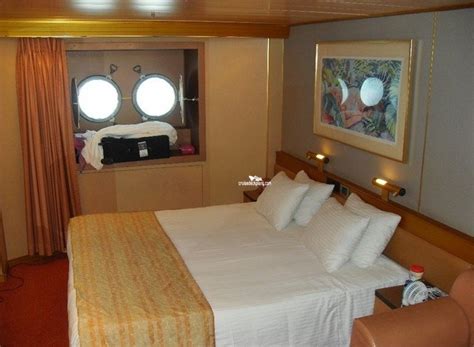 Carnival Triumph Porthole Stateroom Details