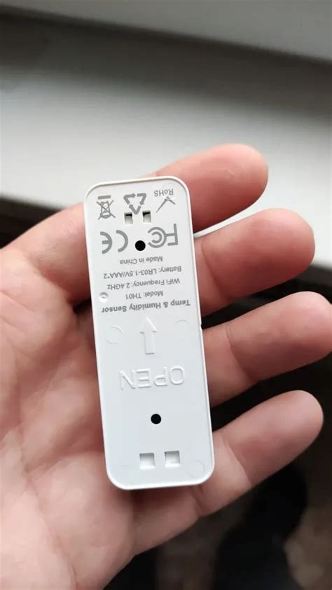 Smart Temperature Monitor Temperature and Humidity Sensor, Mobile App – The Connected Shop