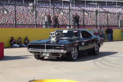 1000 HP MONSTER! 1969 DODGE CHARGER THAT WILL BLOW YOUR MIND AWAY! – classic