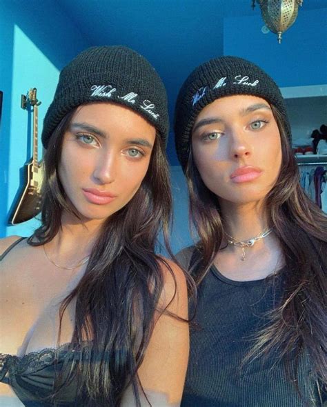 Instagram Crush: Twins Renee and Elisha Herbert (23 Photos) - Suburban ...