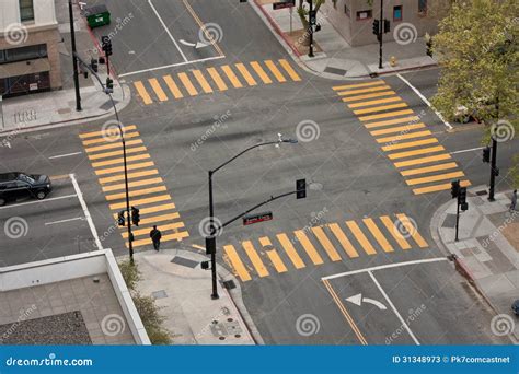 Street Intersection stock image. Image of street, angle - 31348973