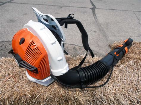 STIHL BR 700 Magnum Backpack Blower - Sharpe's Lawn Equipment