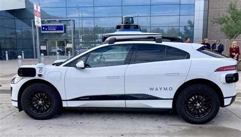 Waymo driverless cars will hit U.S. freeways for the first time — in Arizona | KJZZ