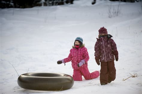 Winter Activities — Elk Ridge Resort | Waskesiu Lake Area Hotel & Resort