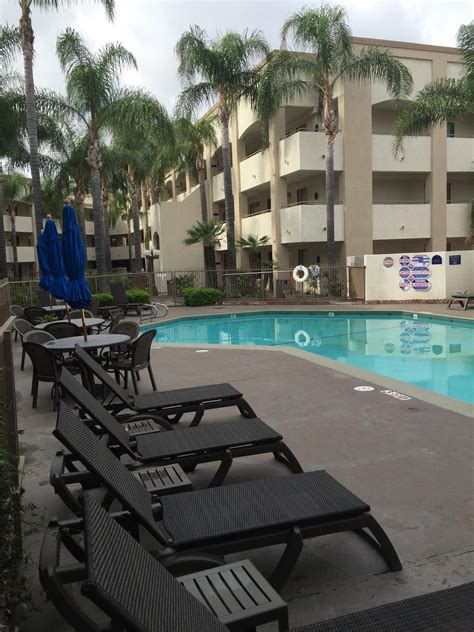 Best Western Plus Ontario Airport & Convention Center Pool: Pictures & Reviews - Tripadvisor