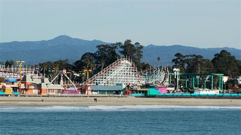 Hotels near Santa Cruz Beach Boardwalk (Santa Cruz) from $122/night - KAYAK