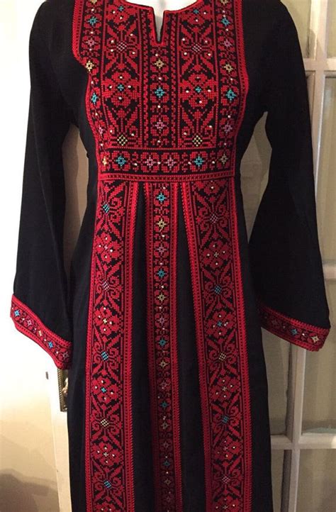 Robe palestinienne traditionnelle filles / Thob / Thoub / Thoube / Tobe ...