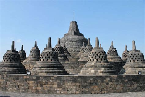 Sejarah Candi Borobudur dan Harga Tiket Masuk Beserta Foto Candi ...