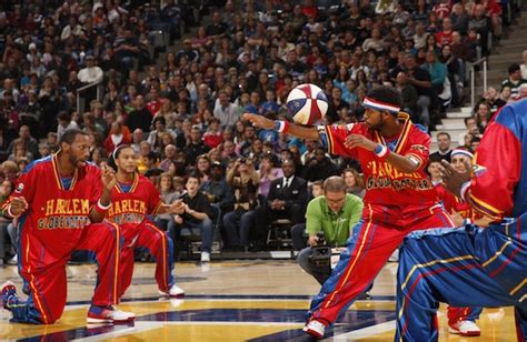 Harlem Globetrotters: Their Best Tricks, Dunks, and Special Moves