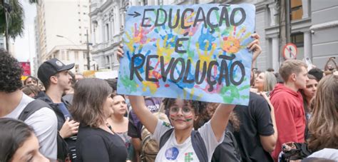 Jair Bolsonaro's Government Targets Universities with Budget Freeze