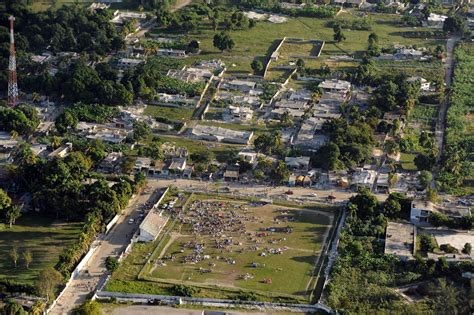 File:Haiti earthquake damage overhead.jpg - Wikimedia Commons