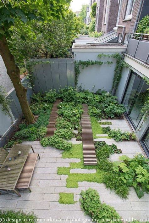 The Best Urban Garden Design Ideas For Your Backyard 30 - MAGZHOUSE