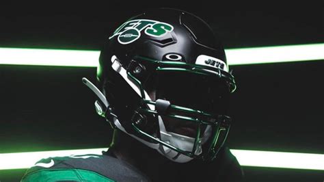 Jets unveil 'stealth black' alternate helmets to be worn three times during 2022 season ...