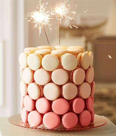 Celebrate Bastille Day with a French Macaron Decorated Cake ...