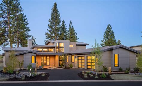 Modern or contemporary Craftsman House Plans - The Architecture Designs