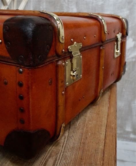 Vintage Travel Trunk, 1940s for sale at Pamono