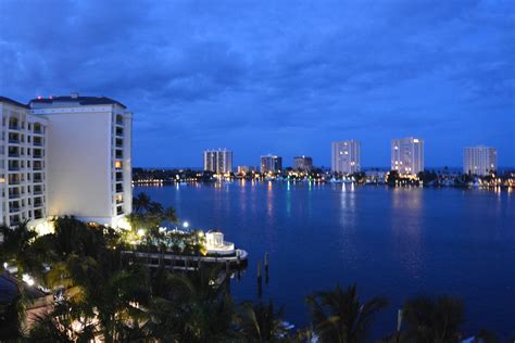 File:Boca Raton Florida Sunset photo by D Ramey Logan.JPG - Wikimedia Commons