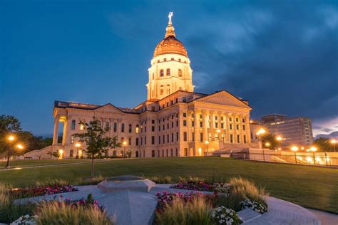 15 Best Things to Do in Topeka (Kansas) - The Crazy Tourist