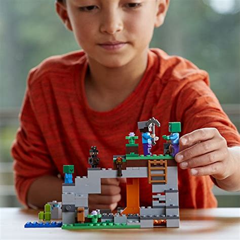 LEGO Minecraft Zombie Cave Building Kit - Mambolin