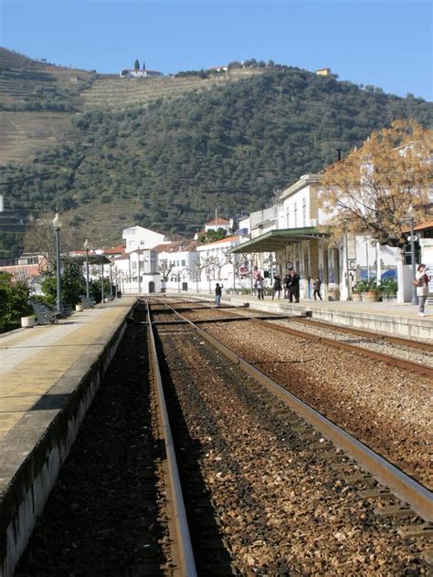 Portugal Douro Train-station Pinhao Douro-valley Editorial Photo - Image of swiss, valley: 103623266