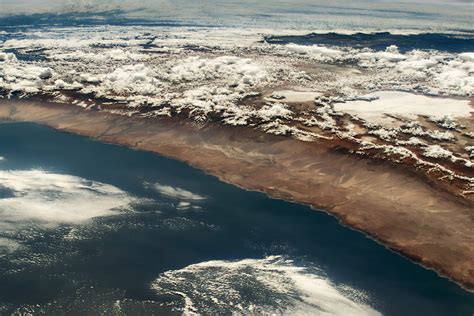 Contrasting climates of the Andes Mountains - Earth.com