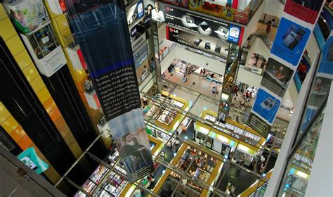 Shopping for gadgets? Check out these stores in Singapore for your ...