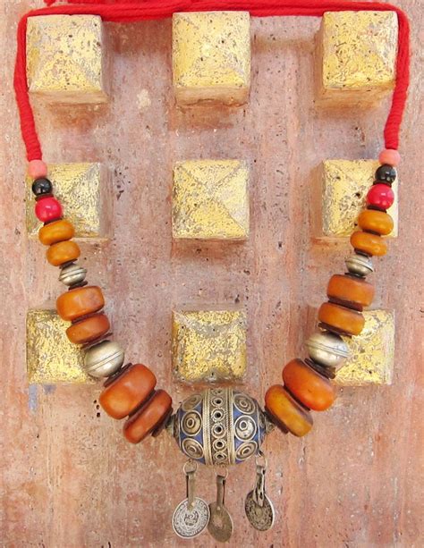 Moroccan Berber Necklace with Enamel Eggbead Resin Silver