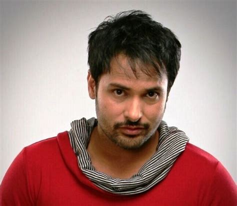 Amrinder Gill Wiki, Age, Girlfriend, Wife, Children, Family, Biography ...