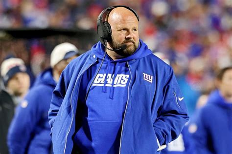 Sources: Giants head coach Brian Daboll turned back to the clock to his ...