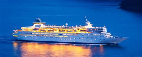 The Wonders of a Luxury Caribbean Cruise Holiday - Caribbean & Co.