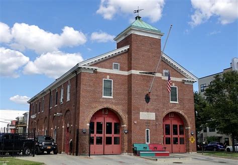 DCFD Engine 10 Station | District of Columbia Fire & EMS Hou… | Flickr