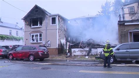 Officials: 1 dog killed, multiple families displaced in fire that destroyed Elizabeth homes