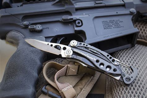 Leatherman Skeletool CX Review | 8541 TACTICAL