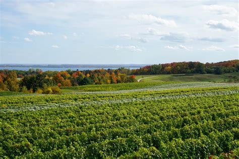 Traverse City Fall Colors: The Most Beautiful Drive through Northern ...