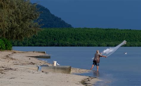 Half cast – Cairns Street Photography