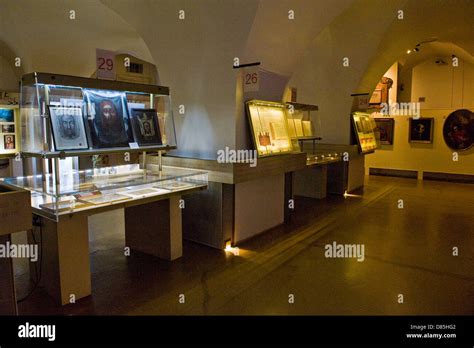 Italy piedmont turin museum shroud hi-res stock photography and images ...