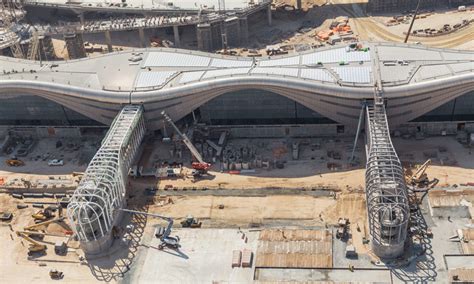 Abu Dhabi Midfield Terminal: Steel roof structure completes | Middle ...